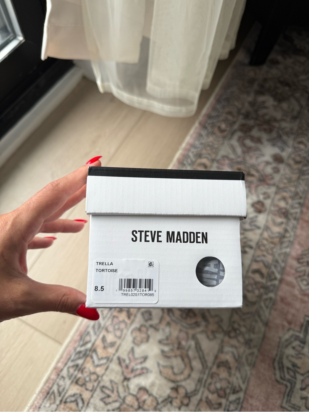 Steve Madden Tortoiseshell Square-Toe Flip Sandals - Brown - Picture 4 of 4